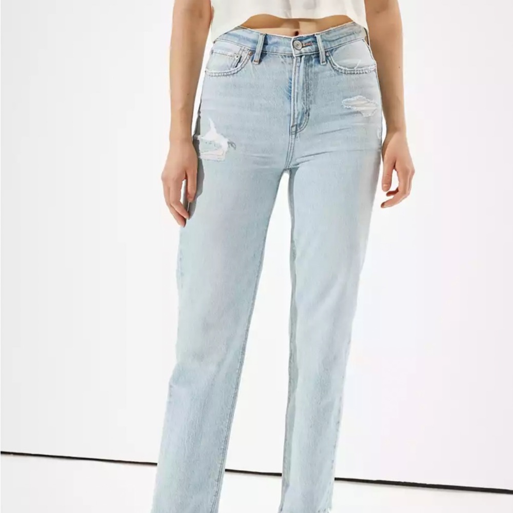 AE Light-wash Distressed Highest Rise 90s Boyfriend Jeans (4L)
